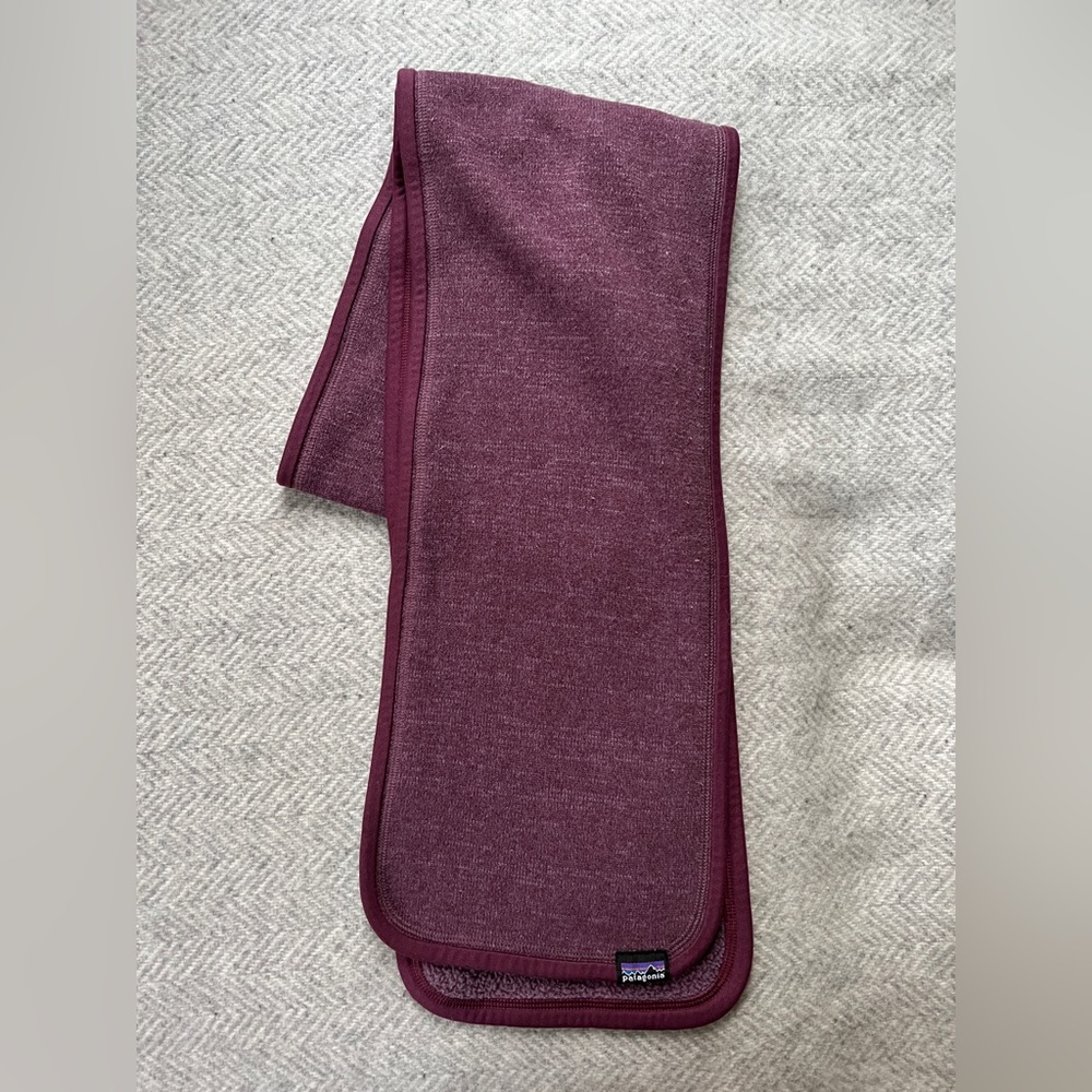 Patagonia Better Sweater scarf